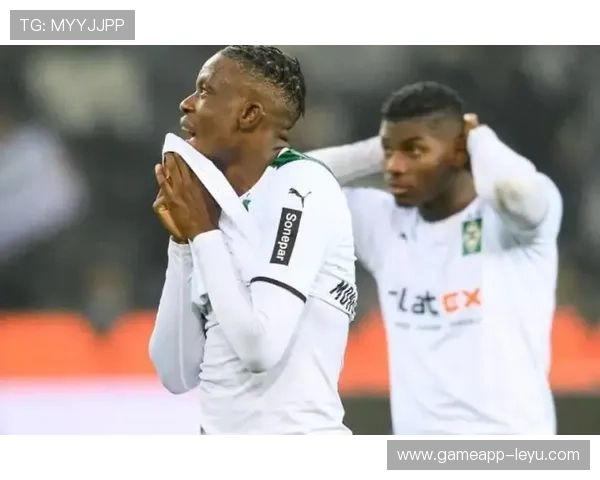 拜仁慕尼黑迎来新赛季挑战,核心球员伤情成焦点 拜仁慕尼黑迎来新赛季挑战,核心球员伤情成焦点